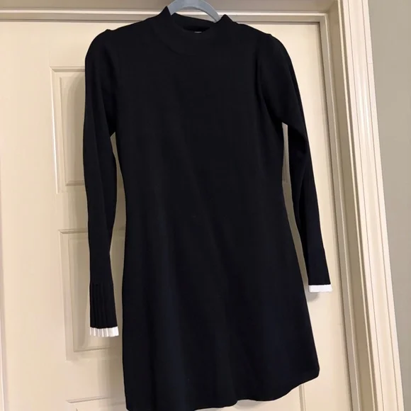 Black Contrasting Long Sleeve Sweater Mini Dress - Picture 3 of 4